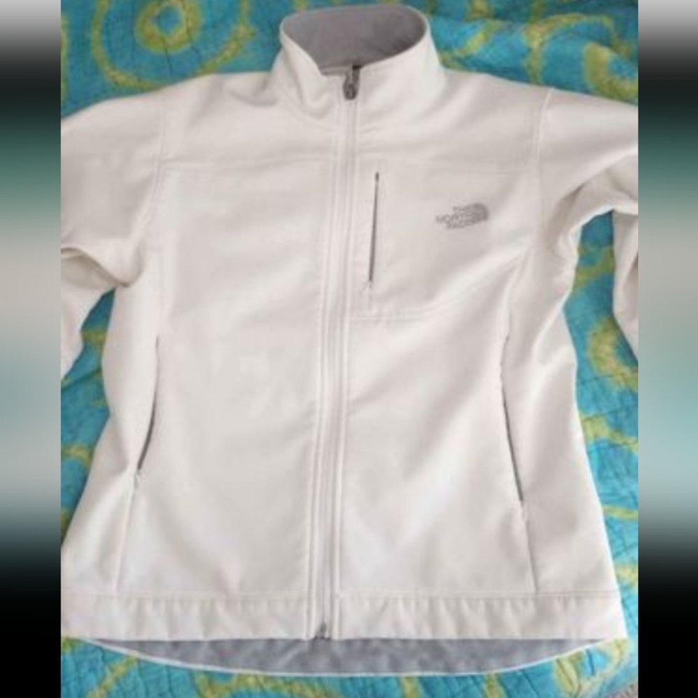 NWOT White Northface coat